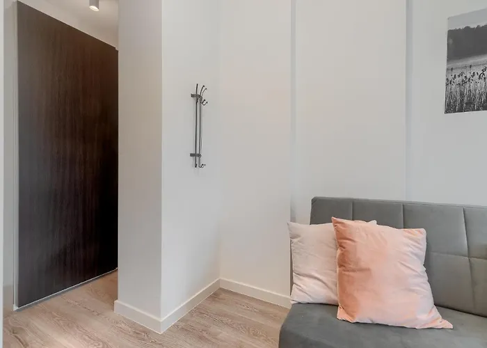 Kamienica Centrum 20 *